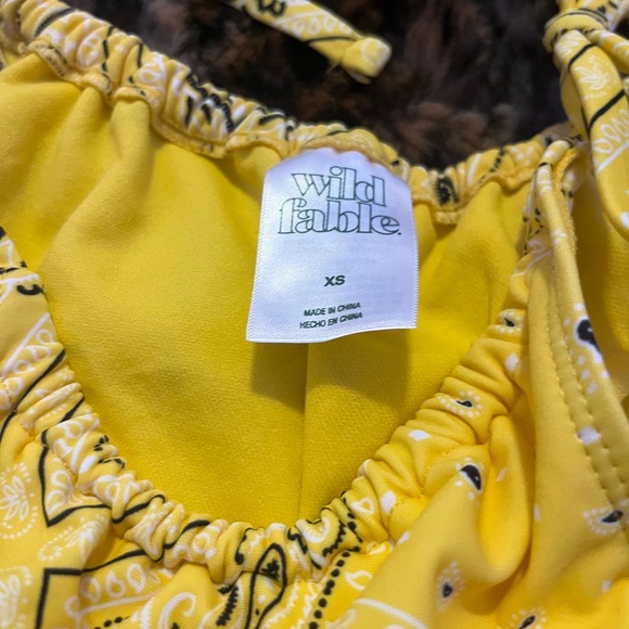 Bikini Set - Picture 2 of 3